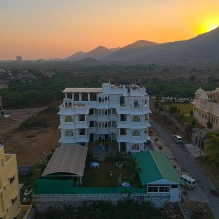 Sai Palace Ξενοδοχείο Ουνταϊπούρ Εξωτερικό φωτογραφία